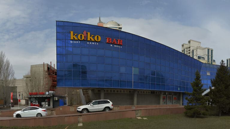 Аким Астаны не исключил выкуп горевшего здания бывшего Cinema City