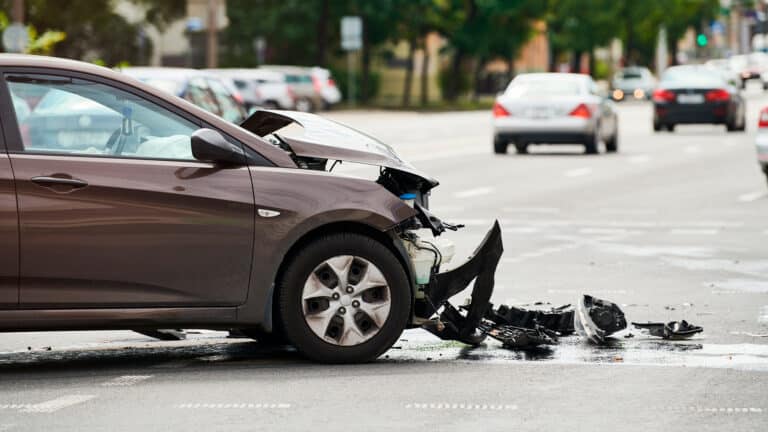 В Казахстане хотят удвоить страховые выплаты при ДТП