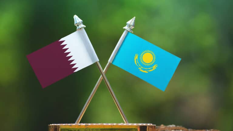 Минтруда рассказало казахстанцам о работе в Катаре