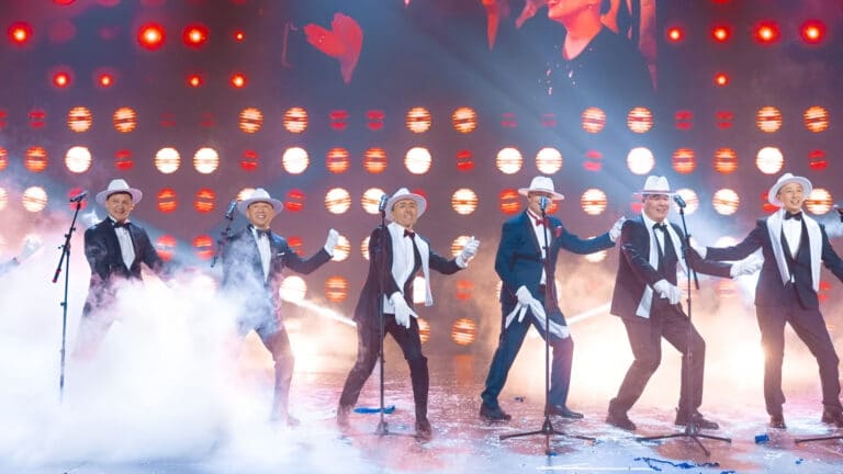 Миллионер Айдын Рахимбаев опубликовал фото столичного корпоратива BI Group