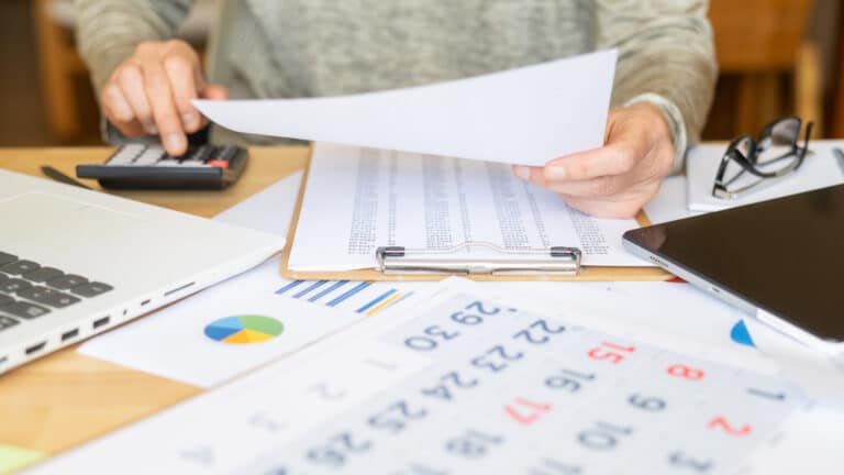 Утвержден список товаров, по которым НДС можно платить с отсрочкой 