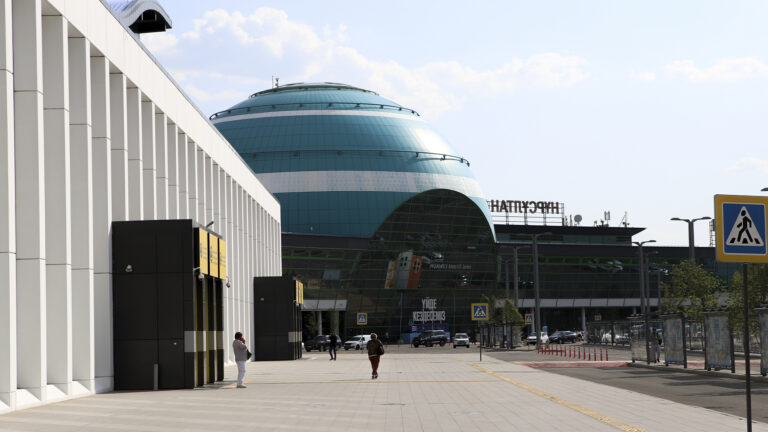 Астана разорвала контракт с инвестором из ОАЭ по аэропорту: названа причина