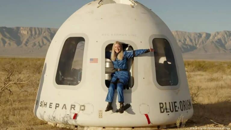 Девушка с инвалидностью впервые отправилась в космос