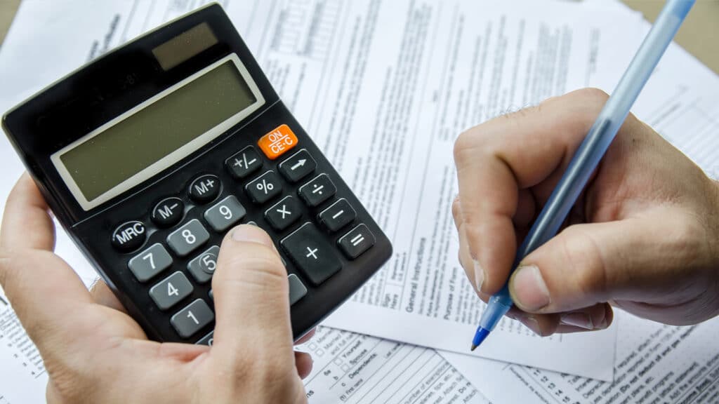 Налоговики разъяснили коснется ли прогрессивный ИПН тех, кто работает в нескольких местах