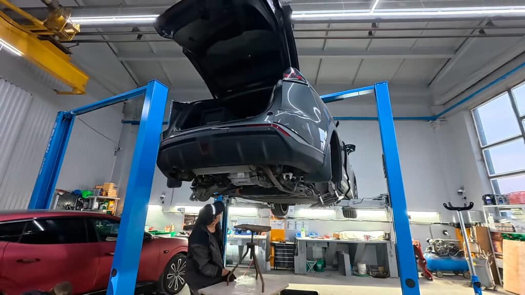 Слабое место китайских электрокаров показали на примере Deepal S07