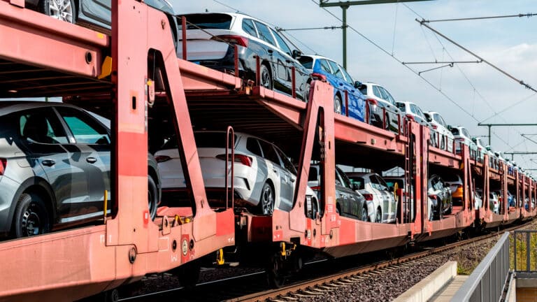 Казахстан предложил ЕАЭС запретить ввоз некоторых автомобилей: Кыргызстан – против