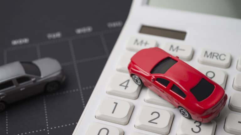 Автостраховка для новичков подешевеет в Казахстане с января 2026 года