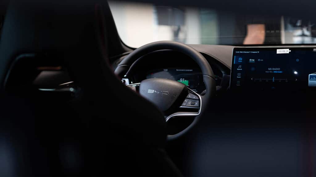 BYD стал самым продаваемым брендом электрокаров в 2025 году