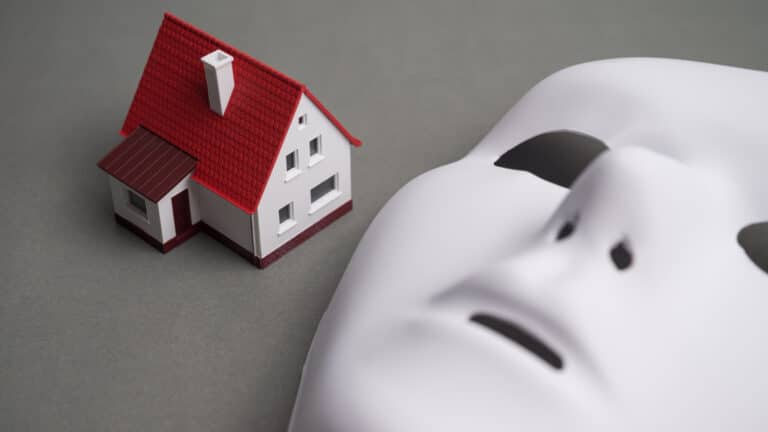 В Астане пытались украсть квартиры для сирот и инвалидов на 2,3 млрд тенге