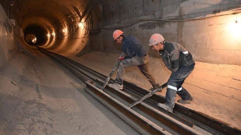 Алматы әкімі «Қалқаман» метро құрылысын тезірек аяқтауды тапсырды (фото)
