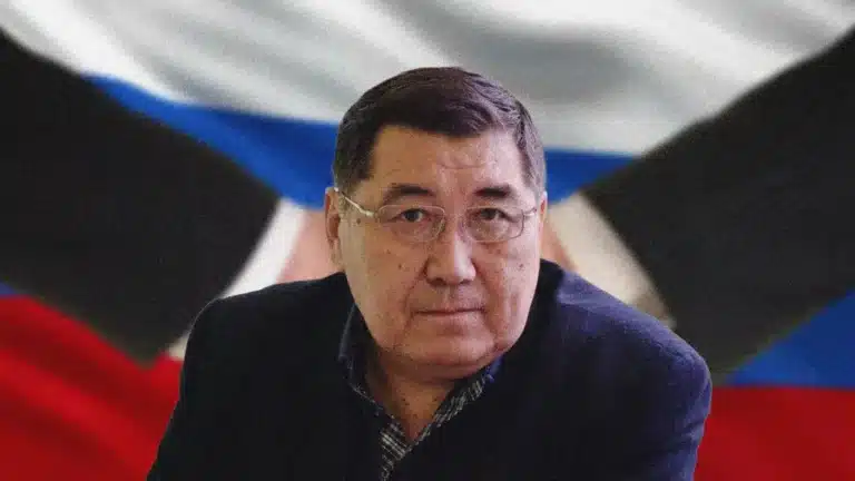 Назарбаевтың шетелге шығуына шектеу керек - депутат