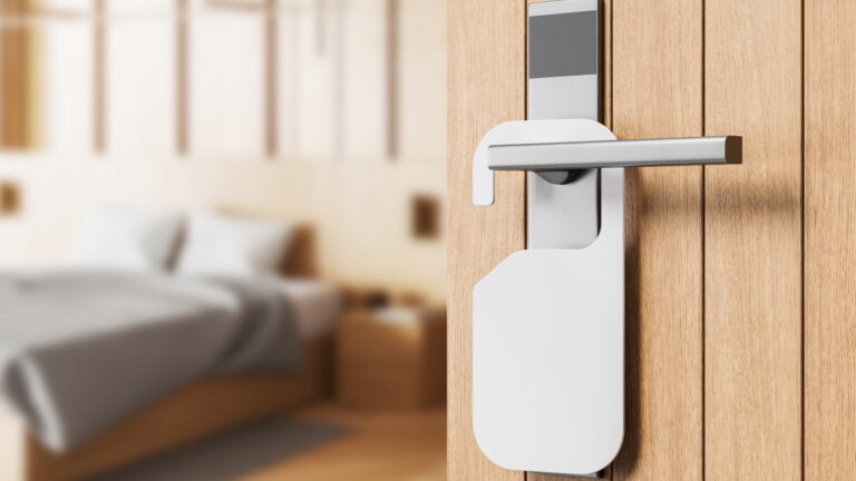 Тойға дейін төсектес болғысы келген қалыңдық пен күйеу жігітті полиция ұстады