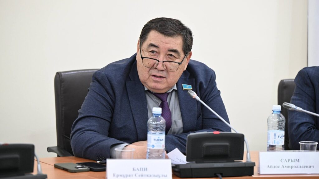 фото: Мәжілістің баспасөз қызметі