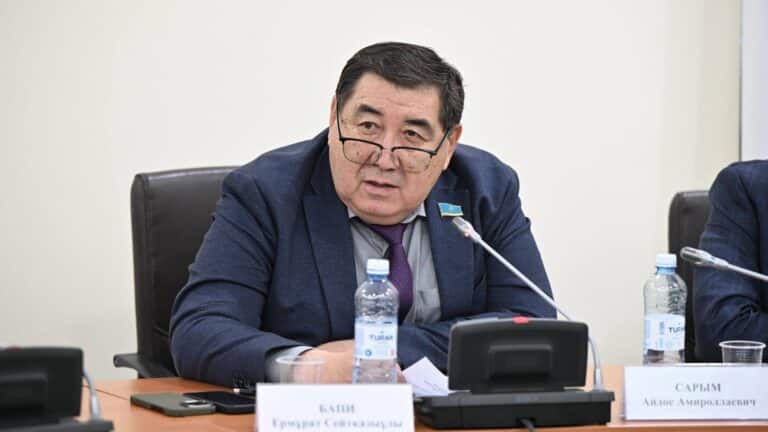 Ермұрат Бапи: КҚК-ға шабуылдағаны үшін Украинаны жазғыруға болмайды