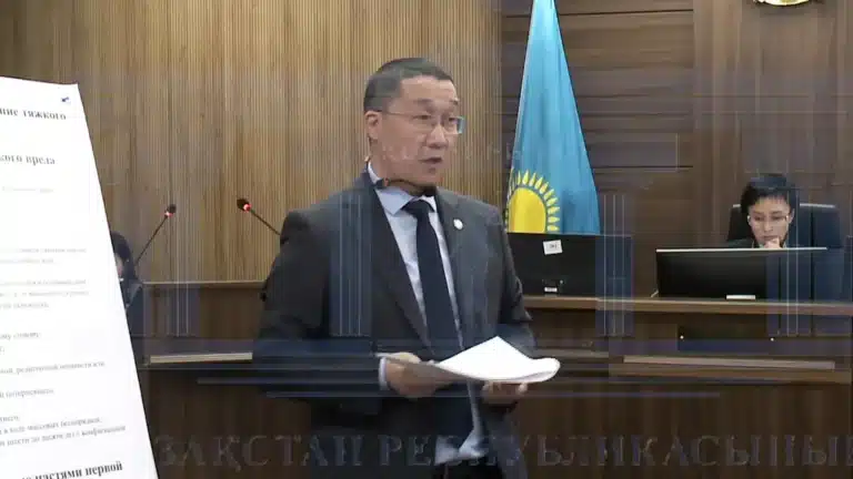 Бишімбаевтың адвокаты түрмедегі экс-министрмен байланысын үзгенін айтты