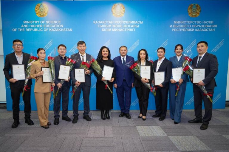 Астанада жас ғалымдарға пәтер берілді