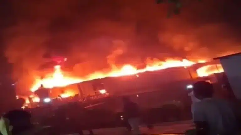 Пожар в ночном клубе Гоа унес жизни десятков человек