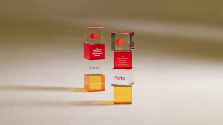 Карты Forte признаны лучшими: банк получил две награды Mastercard