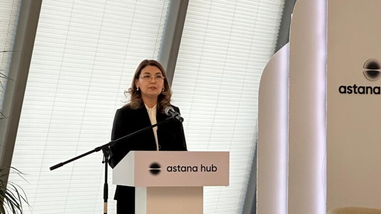 Қазақстан мұғалімдері айлығына қанағаттанатын елдердің қатарына кірді