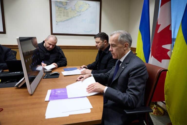 Канада пообещала Украине $2,5 млрд военной помощи