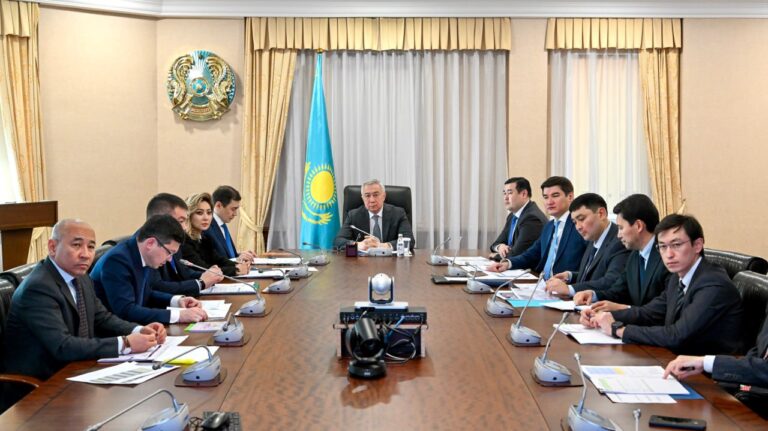 Автопром, металлургия и торговля обеспечат рост ВВП Казахстана в 2026 году