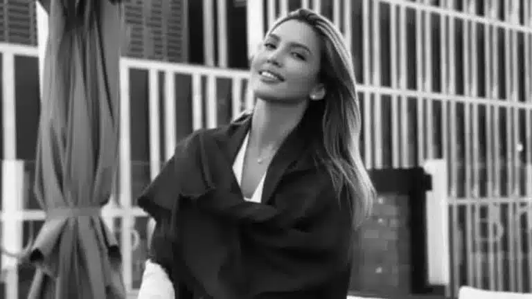 Айтбек Амангелді қарындасы Салтанат Нүкенова жайлы кітап жазды