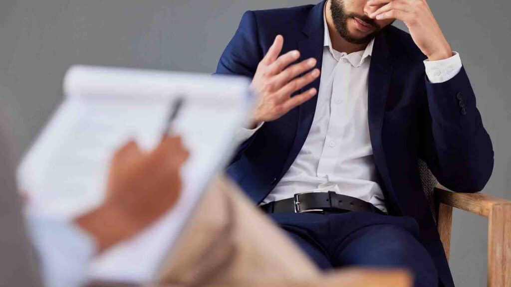 Оның пікірінше, мұндай құрмет ер адамның әйеліне деген ықыласы мен сезімін артырады / фото: shutterstock