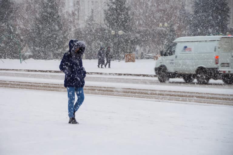 Казгидромет объявил штормовое предупреждение в 16 регионах