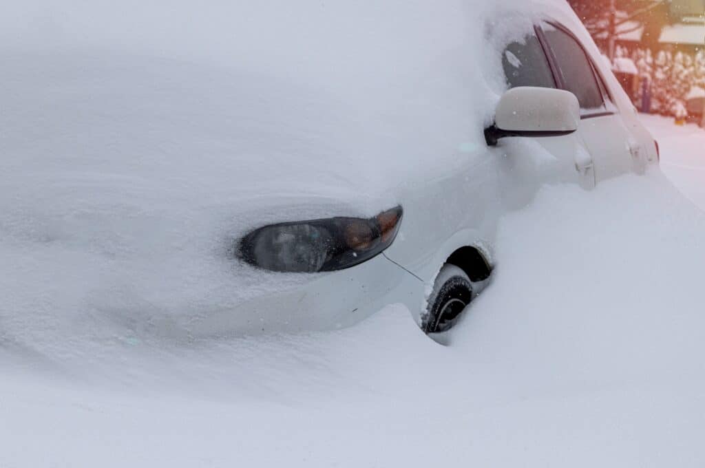 Трассы в шести областях Казахстана закрыты в новогоднюю ночь