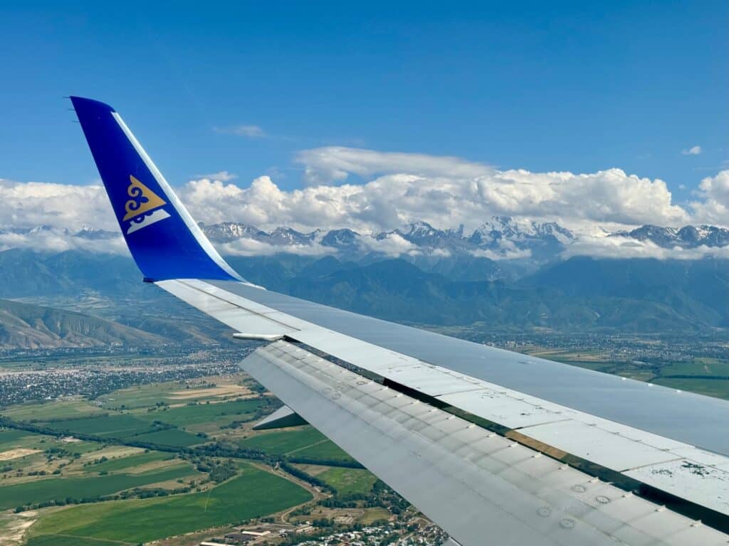 Второй инцидент за сутки: борт Air Astana сел в Дели