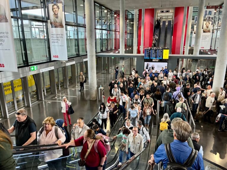 Новая система с биометрией при въезде в Шенген вызвала коллапс в аэропортах