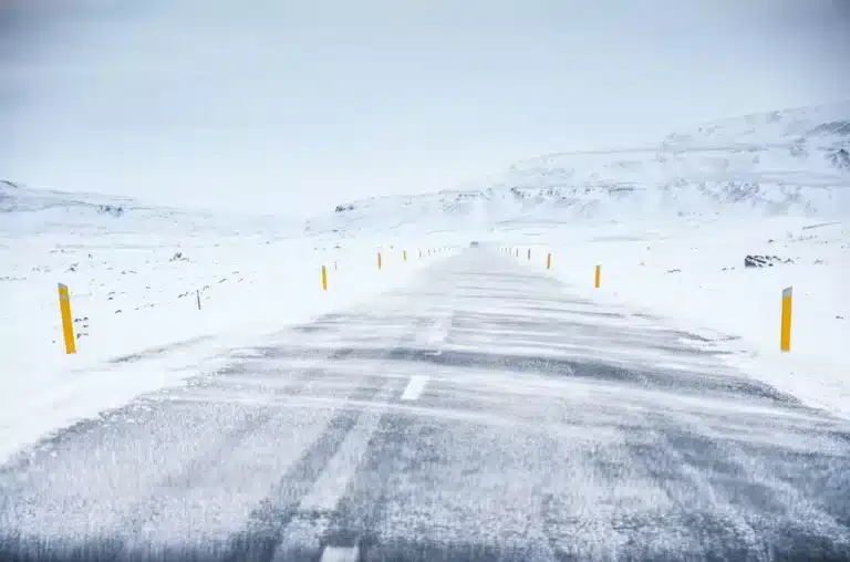 В Атырауской области ограничили движение на трассе Атырау — Уральск