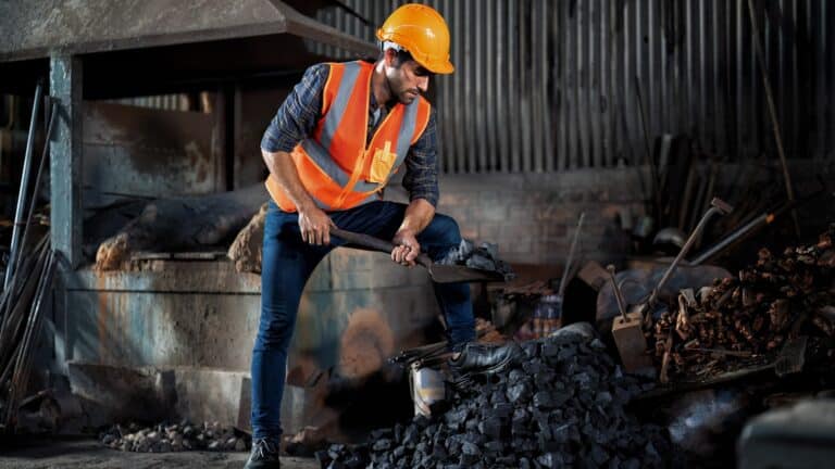 Қытай инвесторлары қазақ көмірінен газ өндіреді