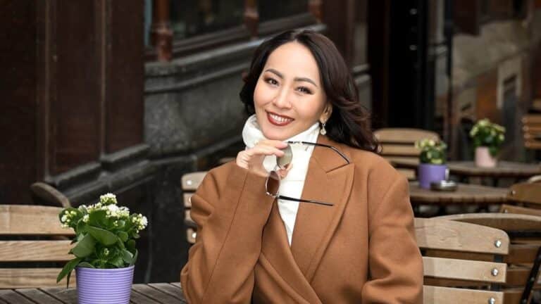 «Болашақпен» оқып келген Айгүл Иманбаева кәсібін ашты