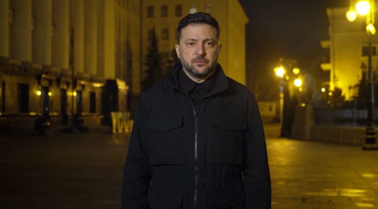 Зеленский заявил о подготовке новых санкций против России