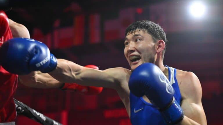 Сборная Казахстана по боксу идет без потерь на чемпионате мира от IBA в Дубае