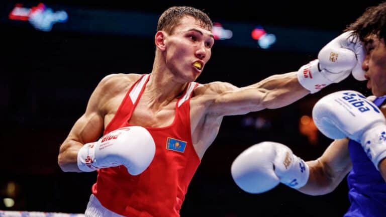Сборная Казахстана понесла первые потери на чемпионате мира по боксу от IBA
