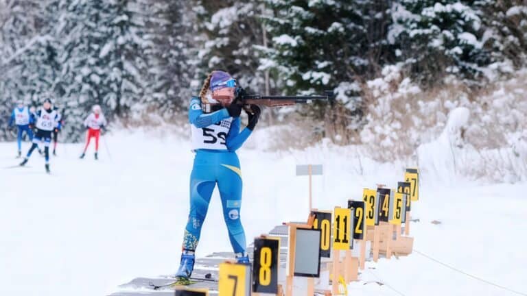 Казахстанские биатлонистки финишировали в числе последних в спринте на ЭКМ во Франции