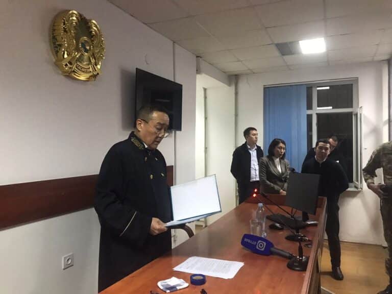 Шымкентте ХҚКО-ның 15 қызметкеріне үкім оқылды