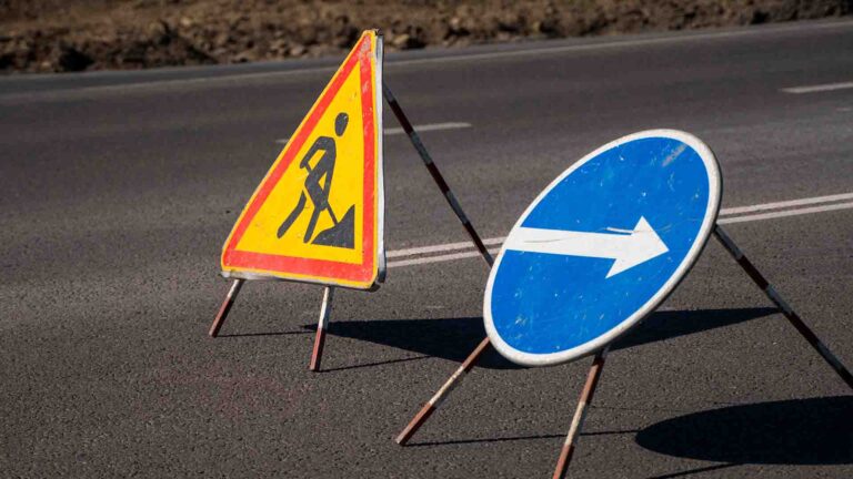 Ұлытау әкімі Қызылорда мен Қарағанды бағытындағы жолдар қашан аяқталатынын айтты