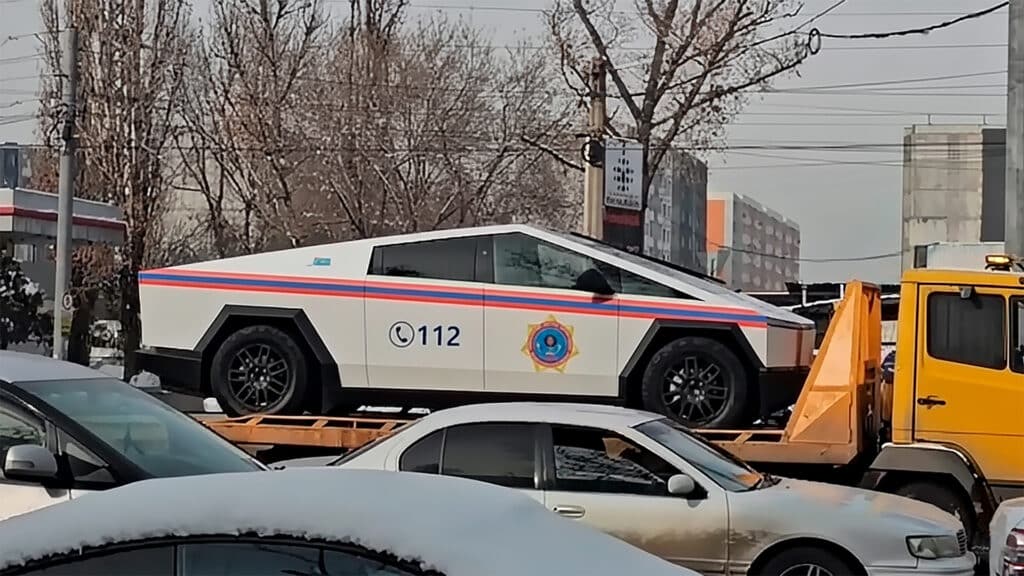 Стала известна стоимость покупки Tesla Cybertruck для ДЧС Алматы