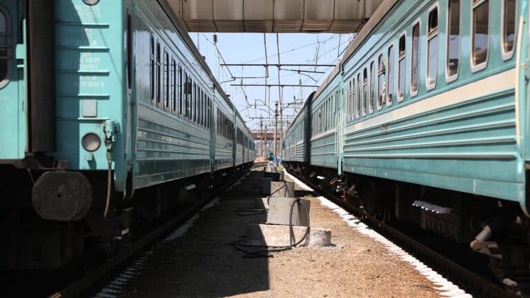 Сотрудник КТЖ продавал детали, влияющие на безопасность поездов