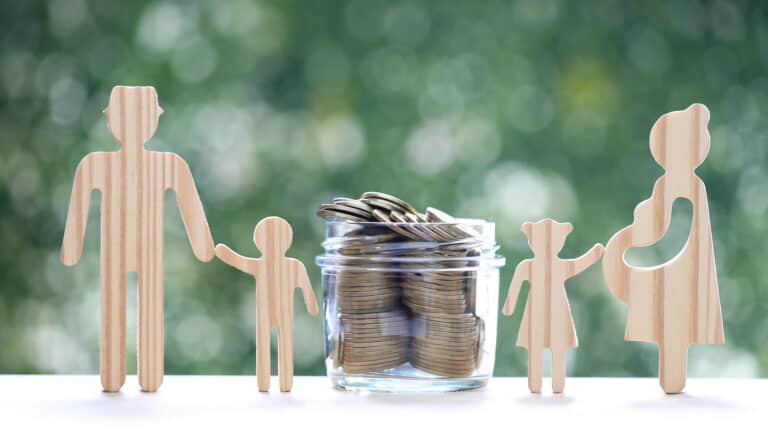 В Казахстане адресной соцпомощи лишились 120 тысяч человек