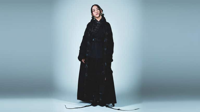 Yenlik стала первой казахстанкой, которая выступит на престижном шоу COLORS