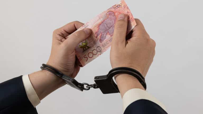 У некоторых казахстанцев предложили забрать право голоса на выборах