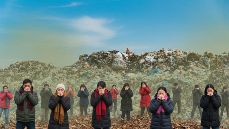 Жители села близ Астаны жалуются на экологическую катастрофу