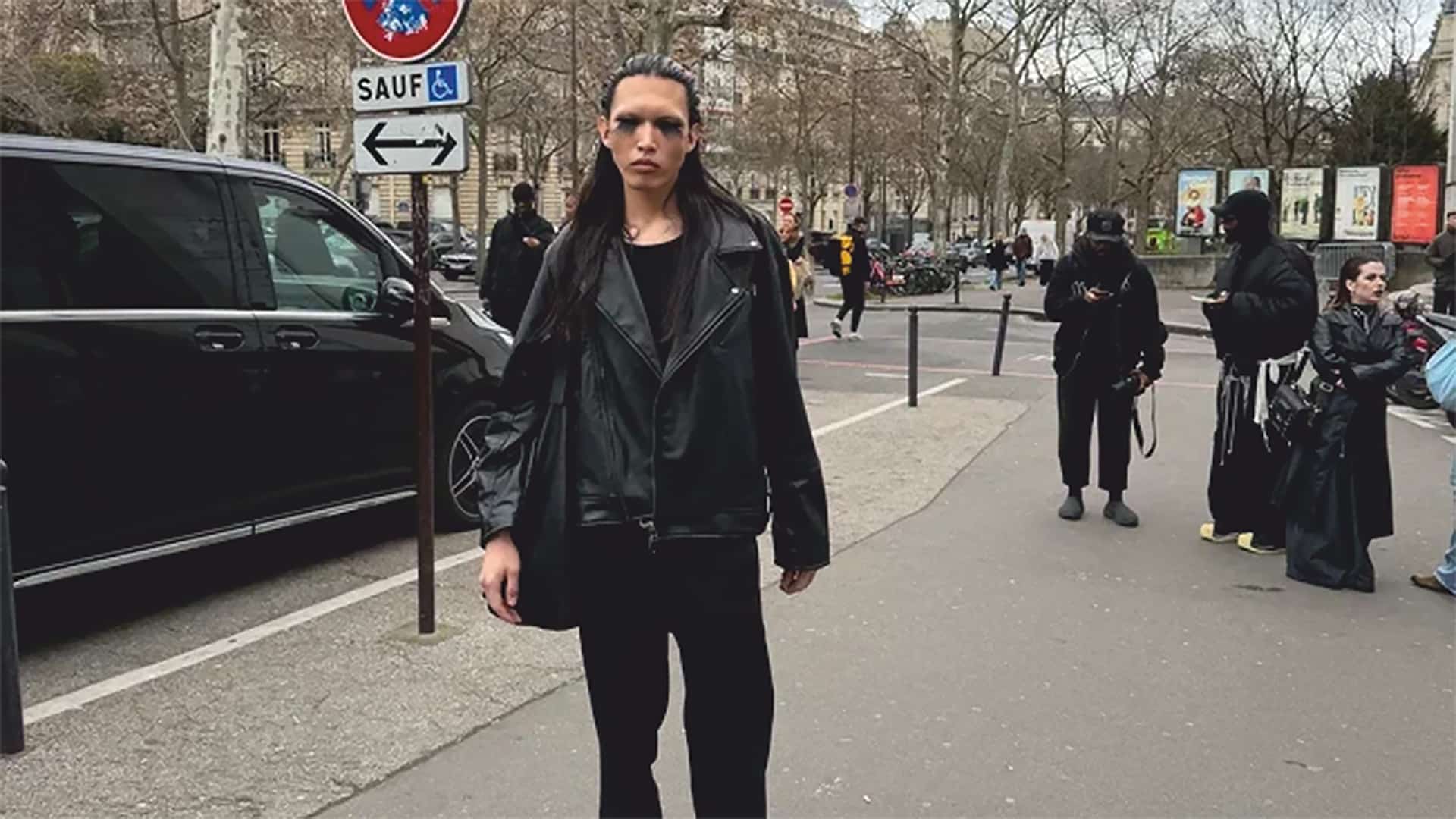 Казахстанец побывал моделью на показе Rick Owens в необычном образе