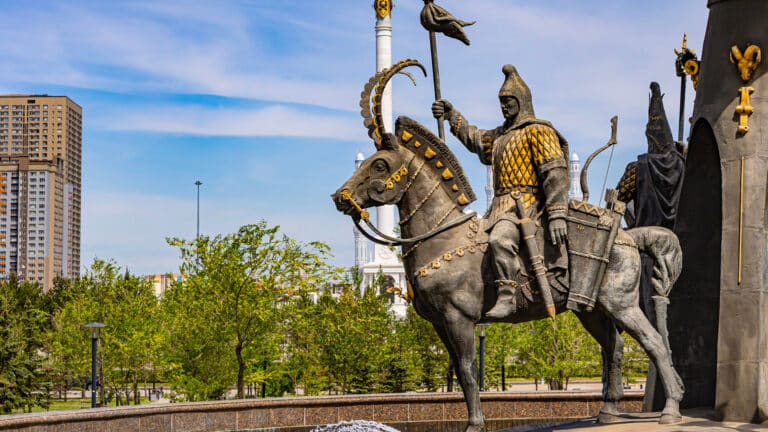 Токаев заявил, что псевдоисторики искажают прошлое Казахстана