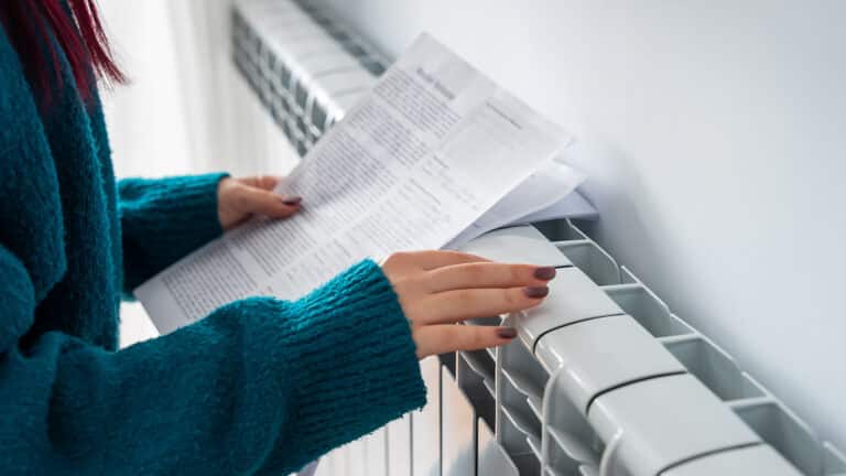 Восьми тысячам степногорцев вернули переплату за отопление