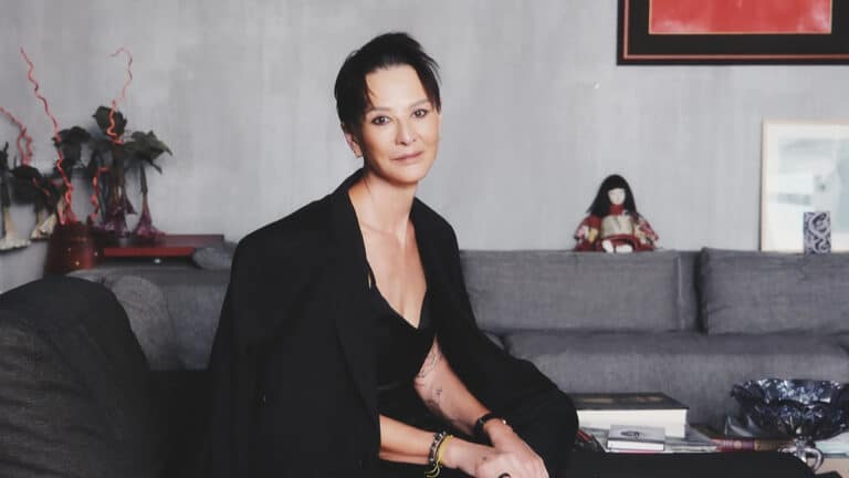 Танцующая на техно-рейвах Ирина Хакамада взорвала соцсети